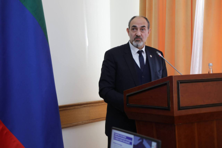 В Республике Дагестан продолжается реализация мер социальной поддержки для семей участников специальной военной операции в сфере образования.