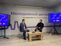 В Махачкале состоялась пресс-конференция министра по делам молодежи РД Камиля Саидова